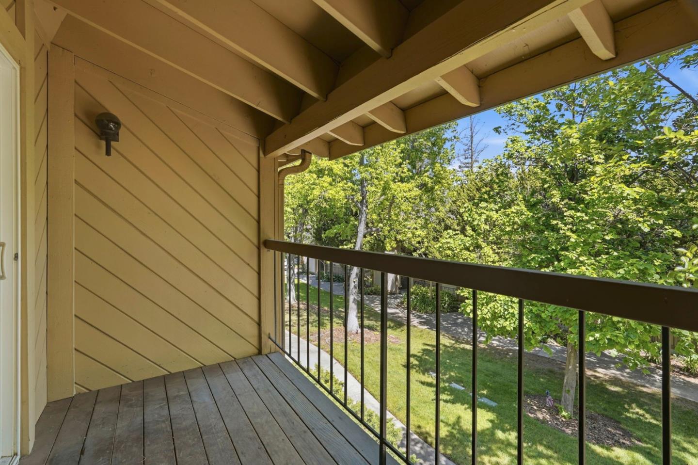 Detail Gallery Image 29 of 40 For 6092 Calle De Amor, San Jose,  CA 95124 - 2 Beds | 2/1 Baths