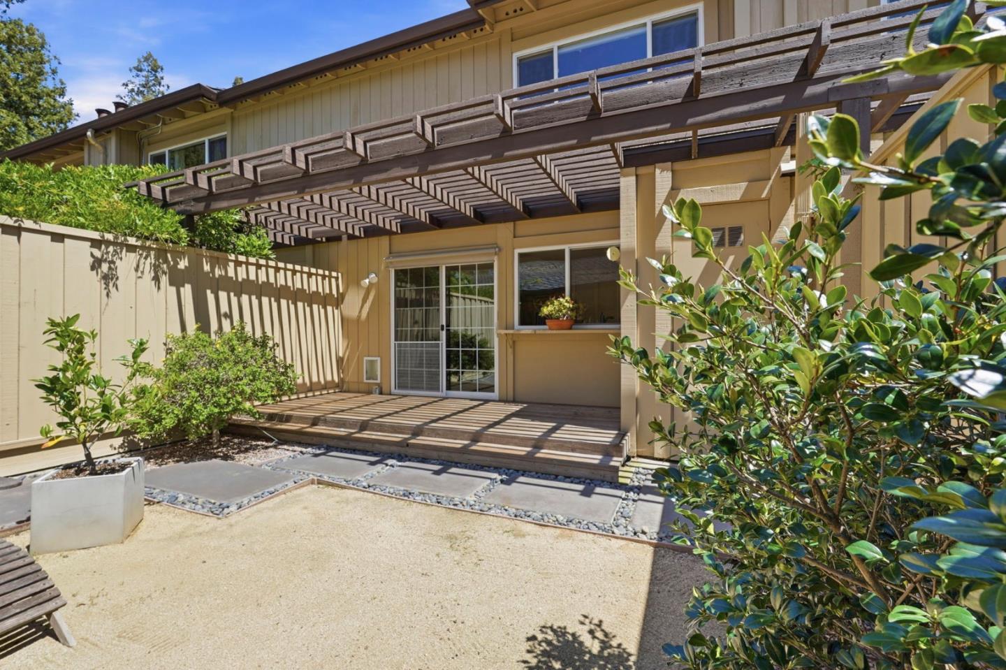 Detail Gallery Image 33 of 40 For 6092 Calle De Amor, San Jose,  CA 95124 - 2 Beds | 2/1 Baths