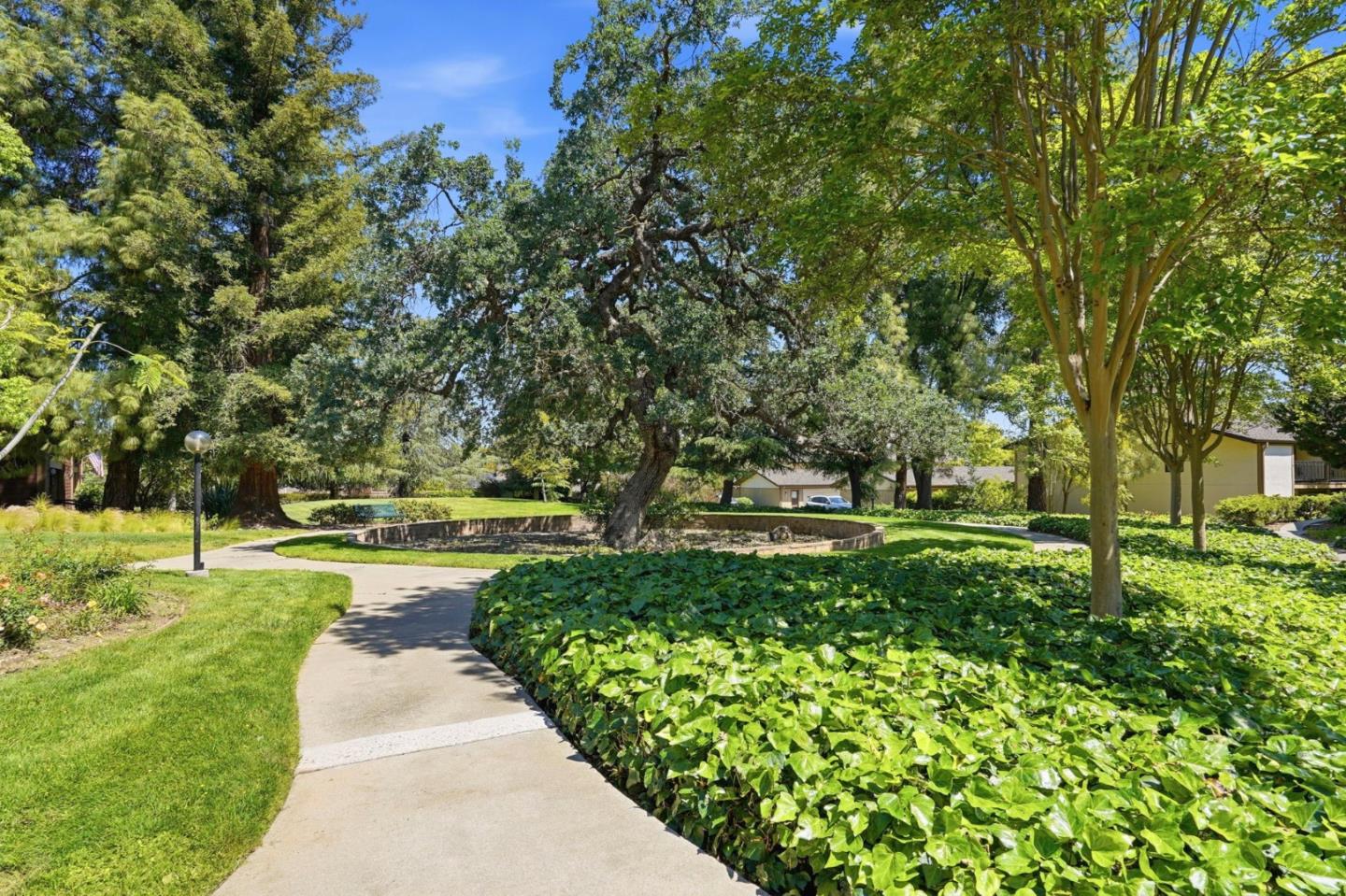 Detail Gallery Image 35 of 40 For 6092 Calle De Amor, San Jose,  CA 95124 - 2 Beds | 2/1 Baths