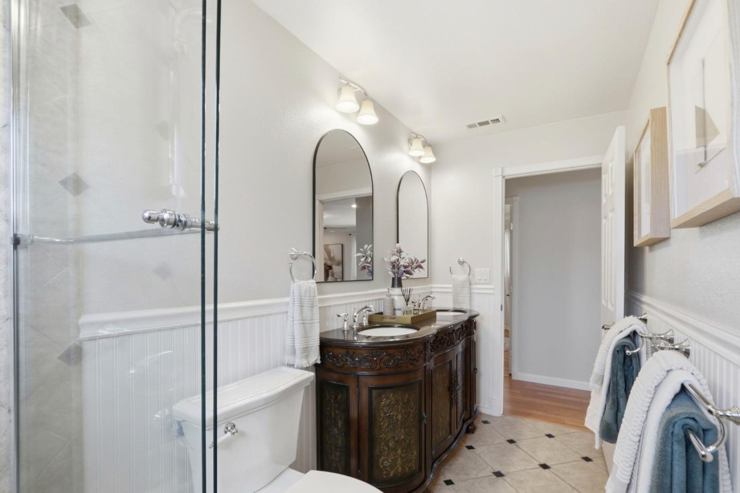 Detail Gallery Image 26 of 48 For 651 Larkmead Ct, San Jose,  CA 95117 - 3 Beds | 2 Baths