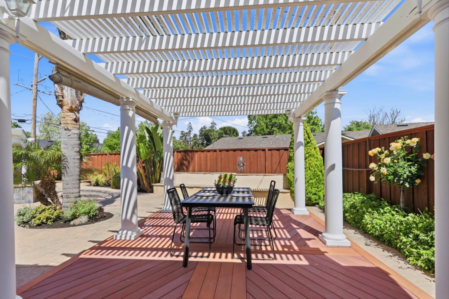 Detail Gallery Image 32 of 48 For 651 Larkmead Ct, San Jose,  CA 95117 - 3 Beds | 2 Baths