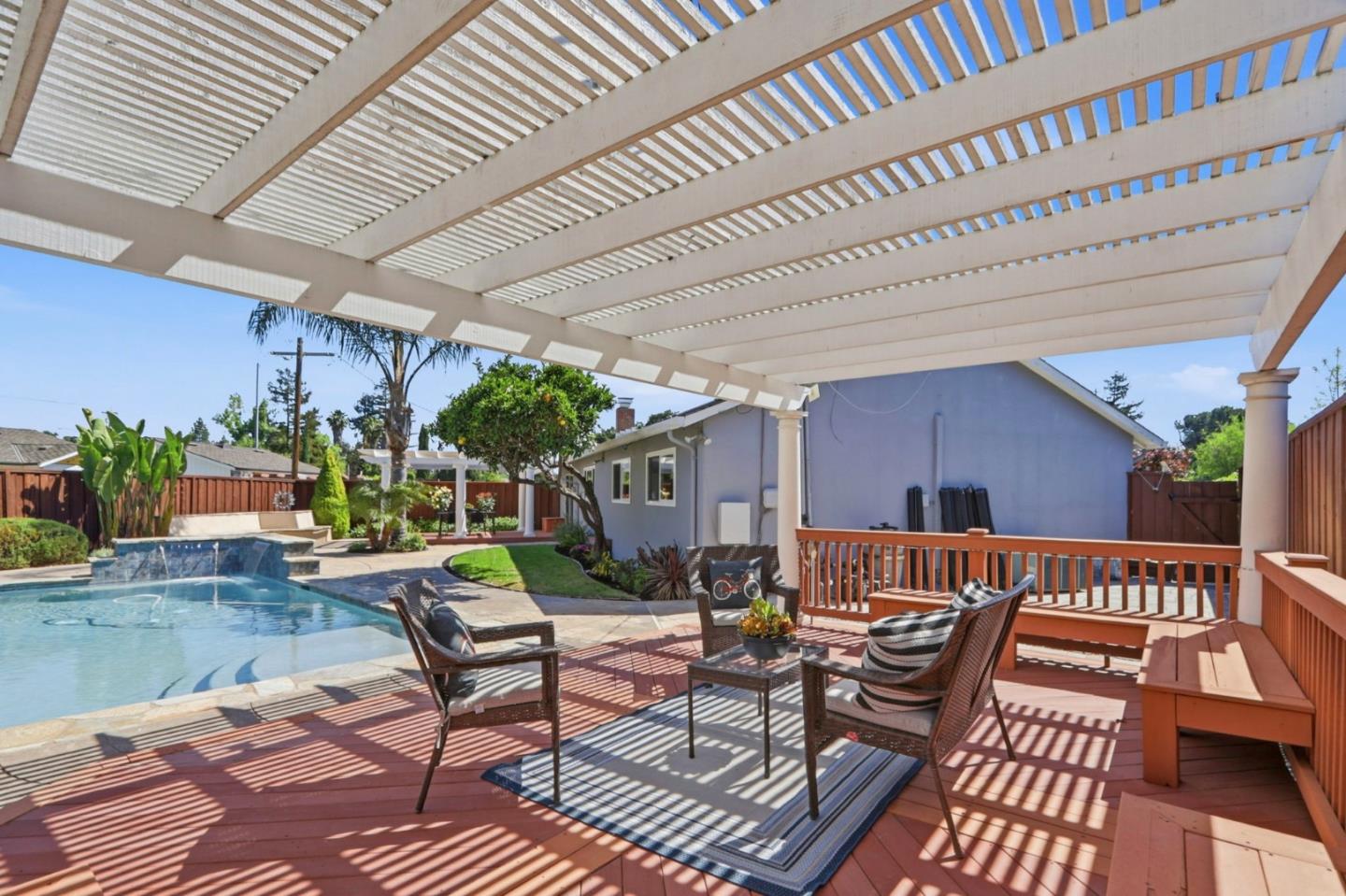 Detail Gallery Image 39 of 48 For 651 Larkmead Ct, San Jose,  CA 95117 - 3 Beds | 2 Baths