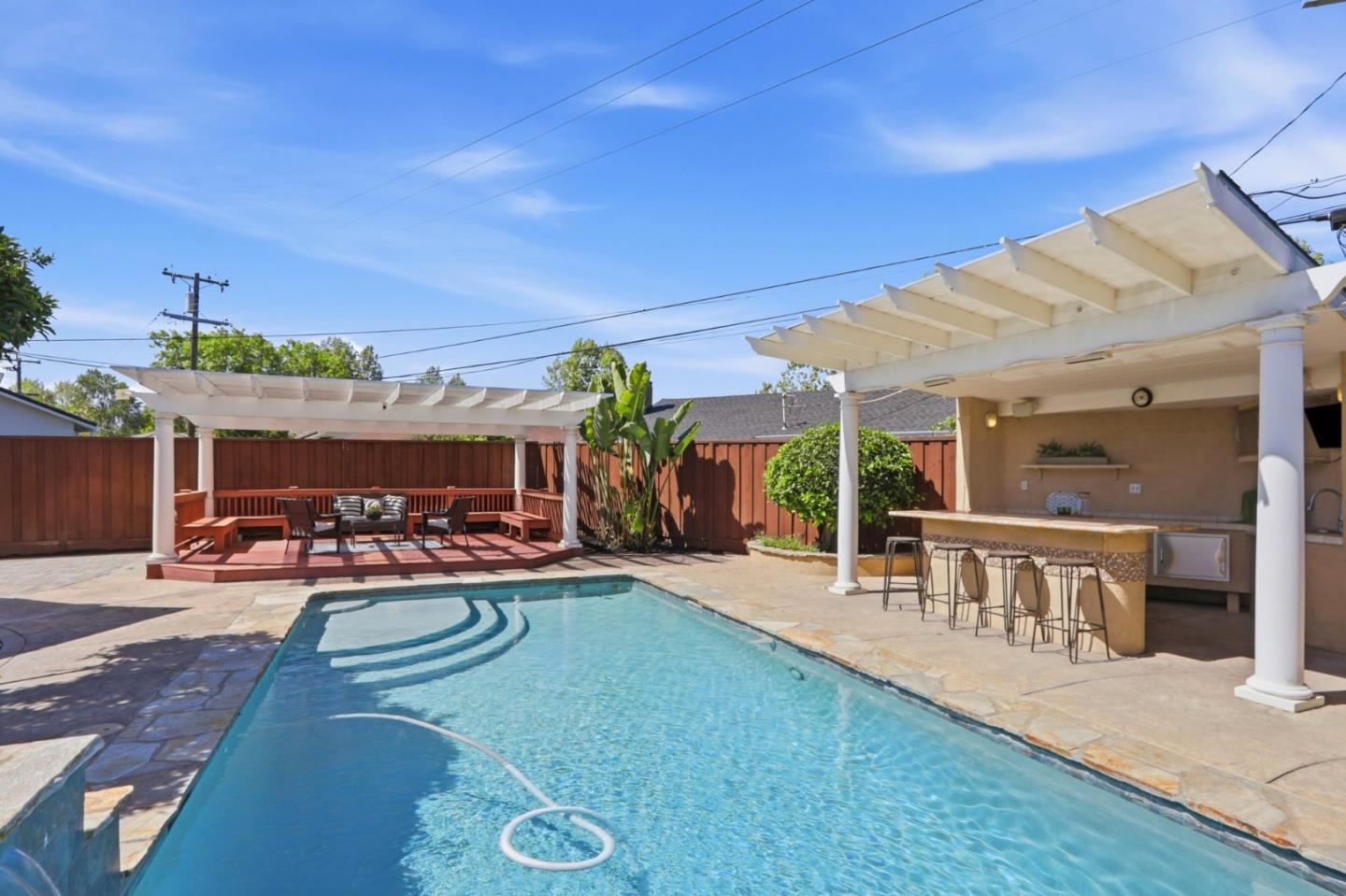 Detail Gallery Image 43 of 48 For 651 Larkmead Ct, San Jose,  CA 95117 - 3 Beds | 2 Baths