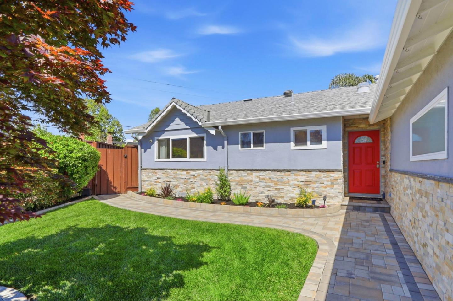 Detail Gallery Image 5 of 48 For 651 Larkmead Ct, San Jose,  CA 95117 - 3 Beds | 2 Baths