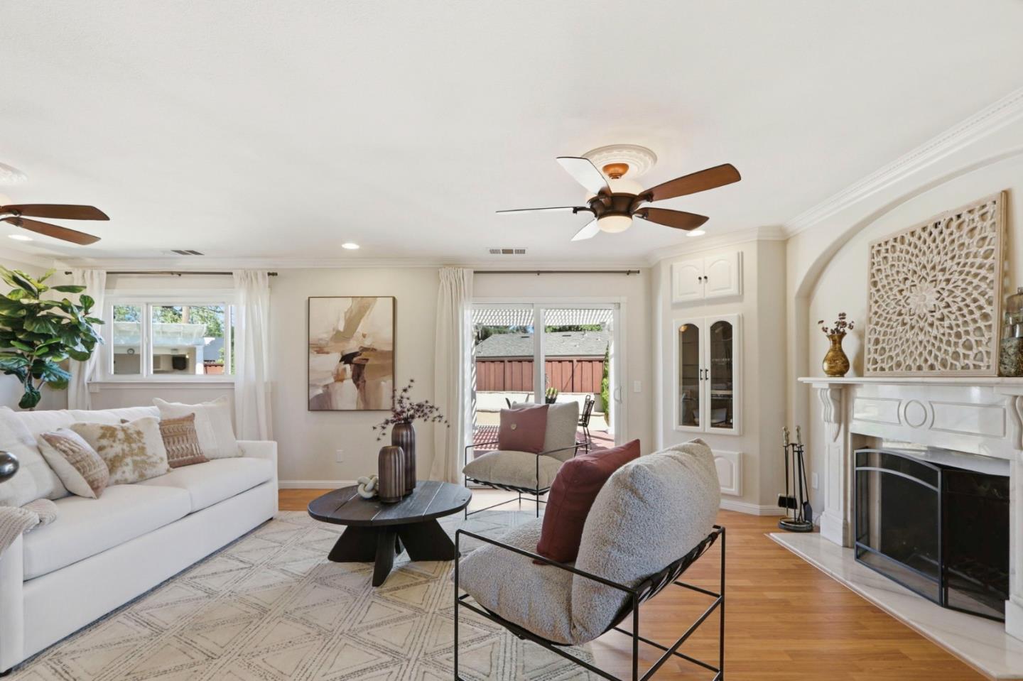 Detail Gallery Image 8 of 48 For 651 Larkmead Ct, San Jose,  CA 95117 - 3 Beds | 2 Baths