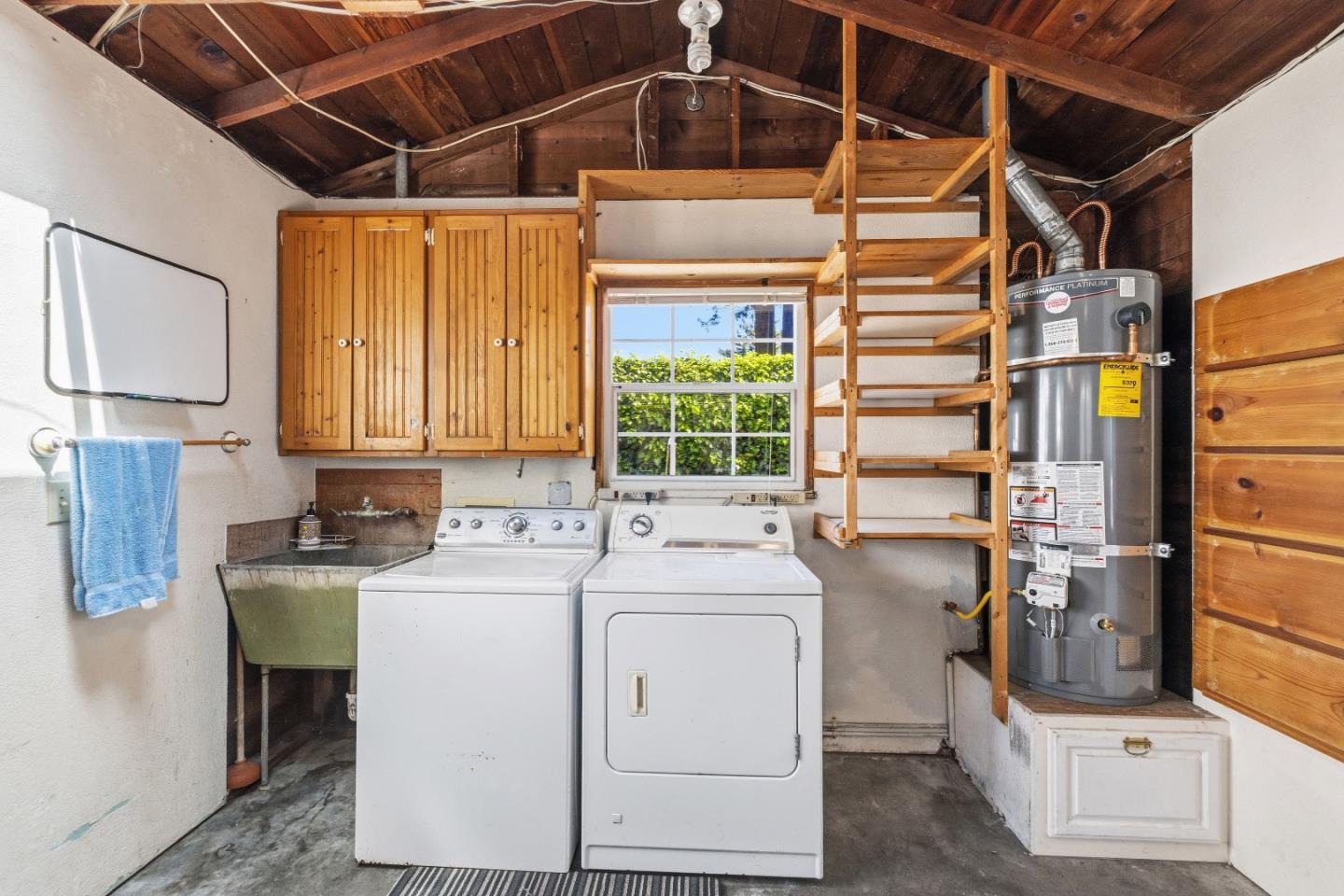 Detail Gallery Image 20 of 43 For 245 Laurel Dr, Felton,  CA 95018 - 3 Beds | 1 Baths