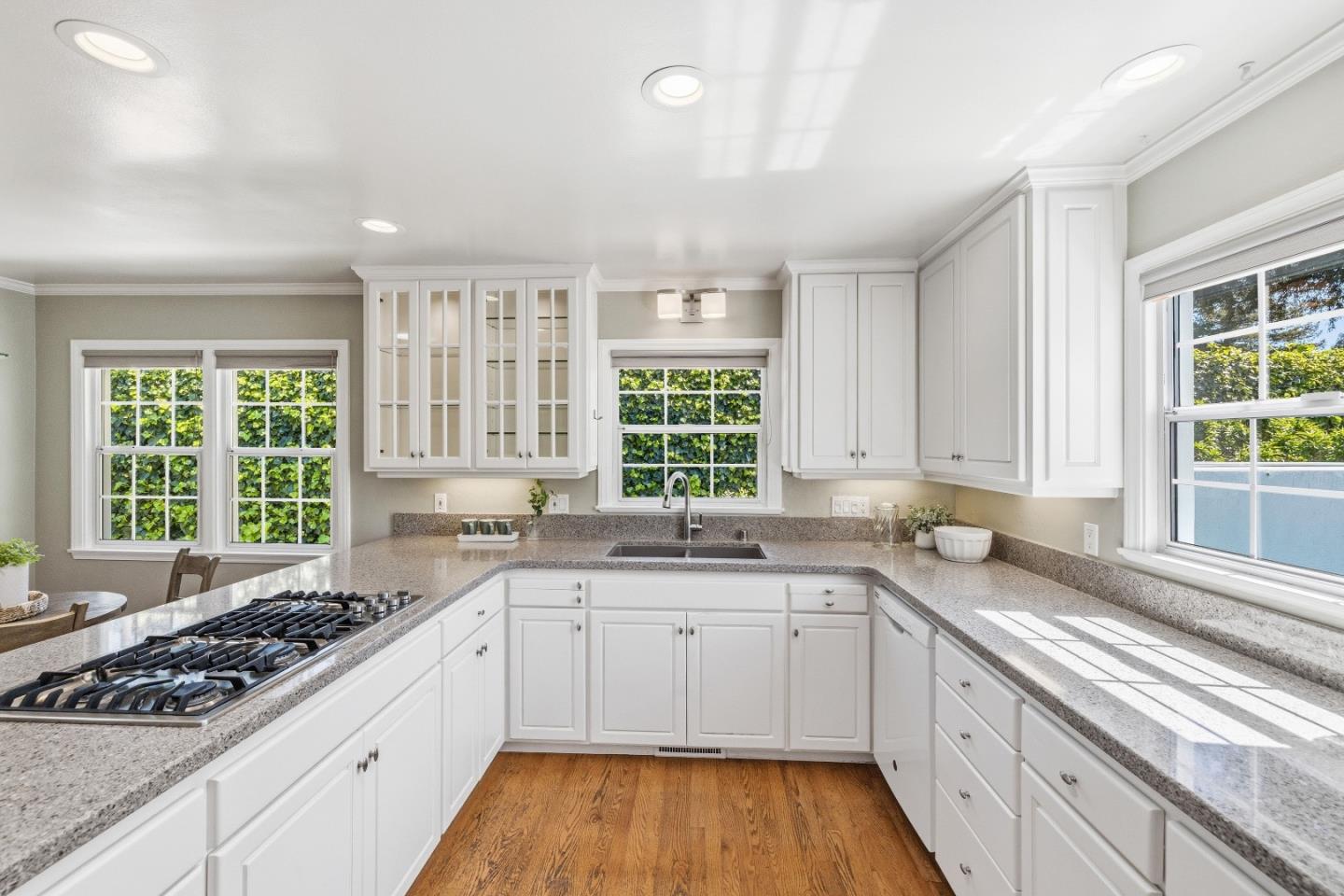 Detail Gallery Image 9 of 43 For 245 Laurel Dr, Felton,  CA 95018 - 3 Beds | 1 Baths