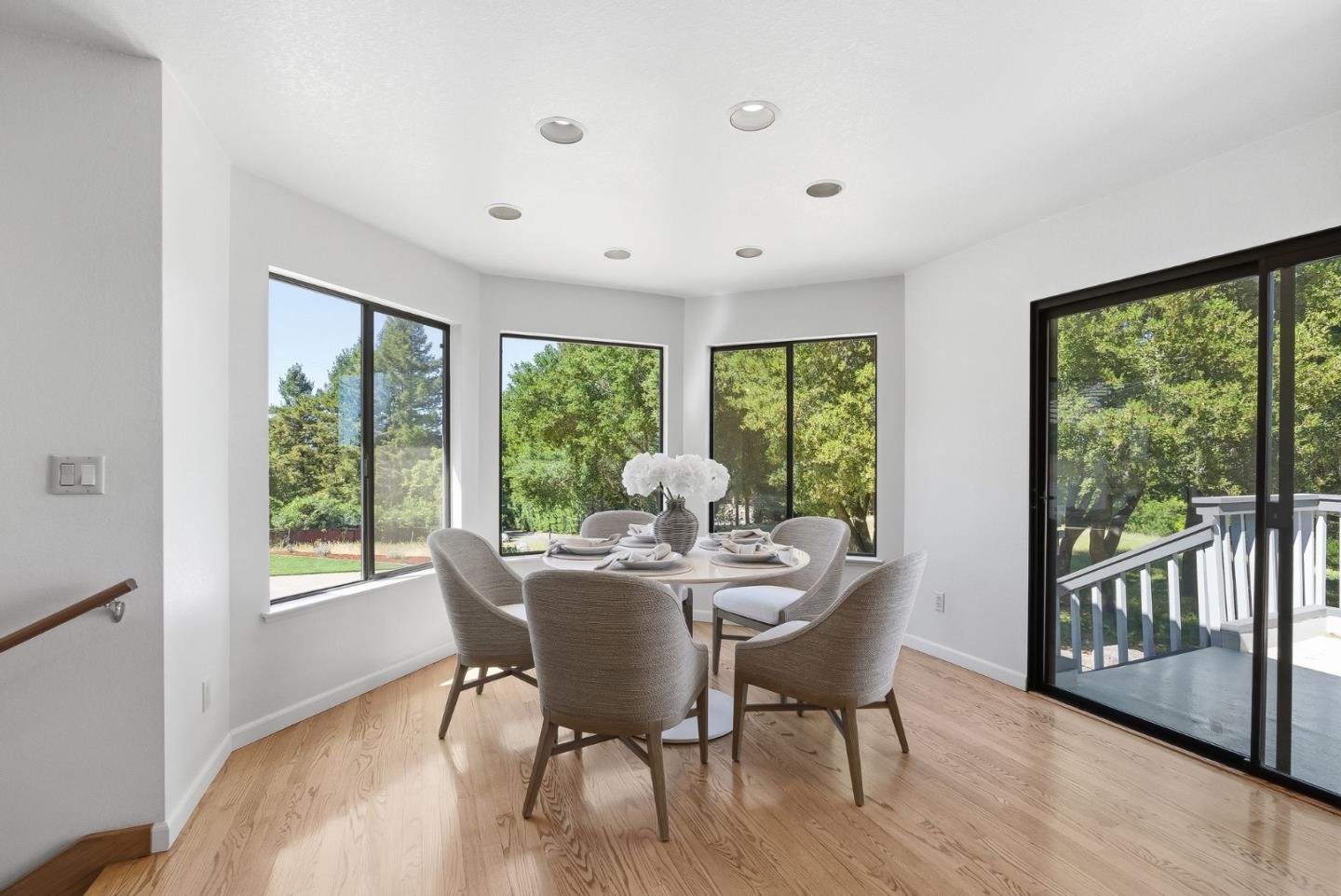 Detail Gallery Image 17 of 63 For 12390 Gigli Ct, Los Altos Hills,  CA 94022 - 5 Beds | 3/1 Baths