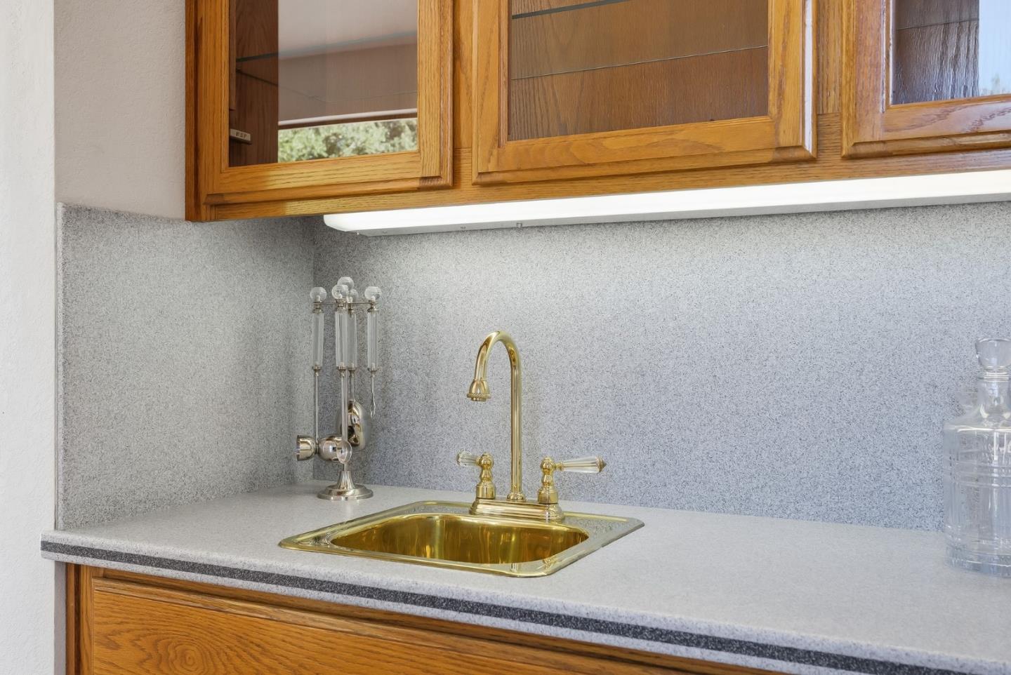 Detail Gallery Image 26 of 63 For 12390 Gigli Ct, Los Altos Hills,  CA 94022 - 5 Beds | 3/1 Baths