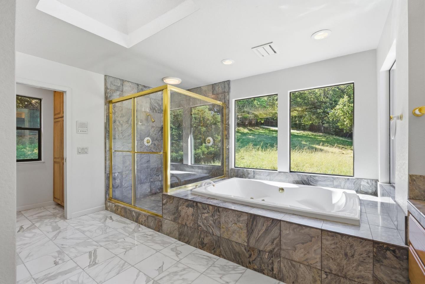 Detail Gallery Image 42 of 63 For 12390 Gigli Ct, Los Altos Hills,  CA 94022 - 5 Beds | 3/1 Baths