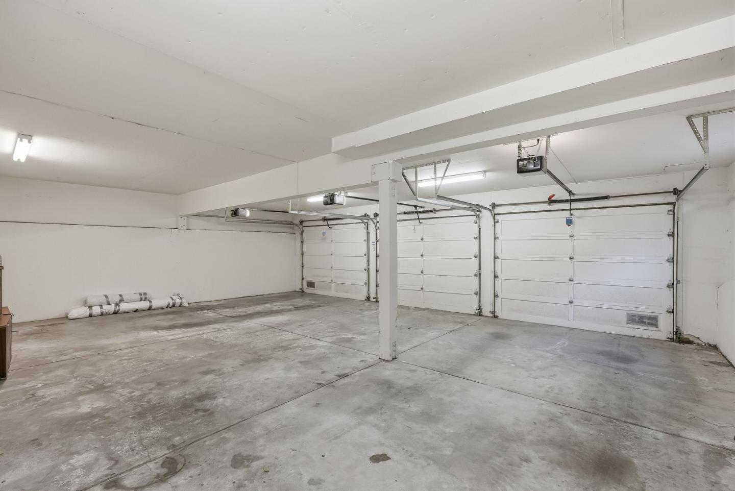 Detail Gallery Image 46 of 63 For 12390 Gigli Ct, Los Altos Hills,  CA 94022 - 5 Beds | 3/1 Baths