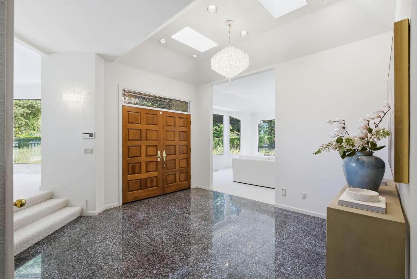 Detail Gallery Image 6 of 63 For 12390 Gigli Ct, Los Altos Hills,  CA 94022 - 5 Beds | 3/1 Baths