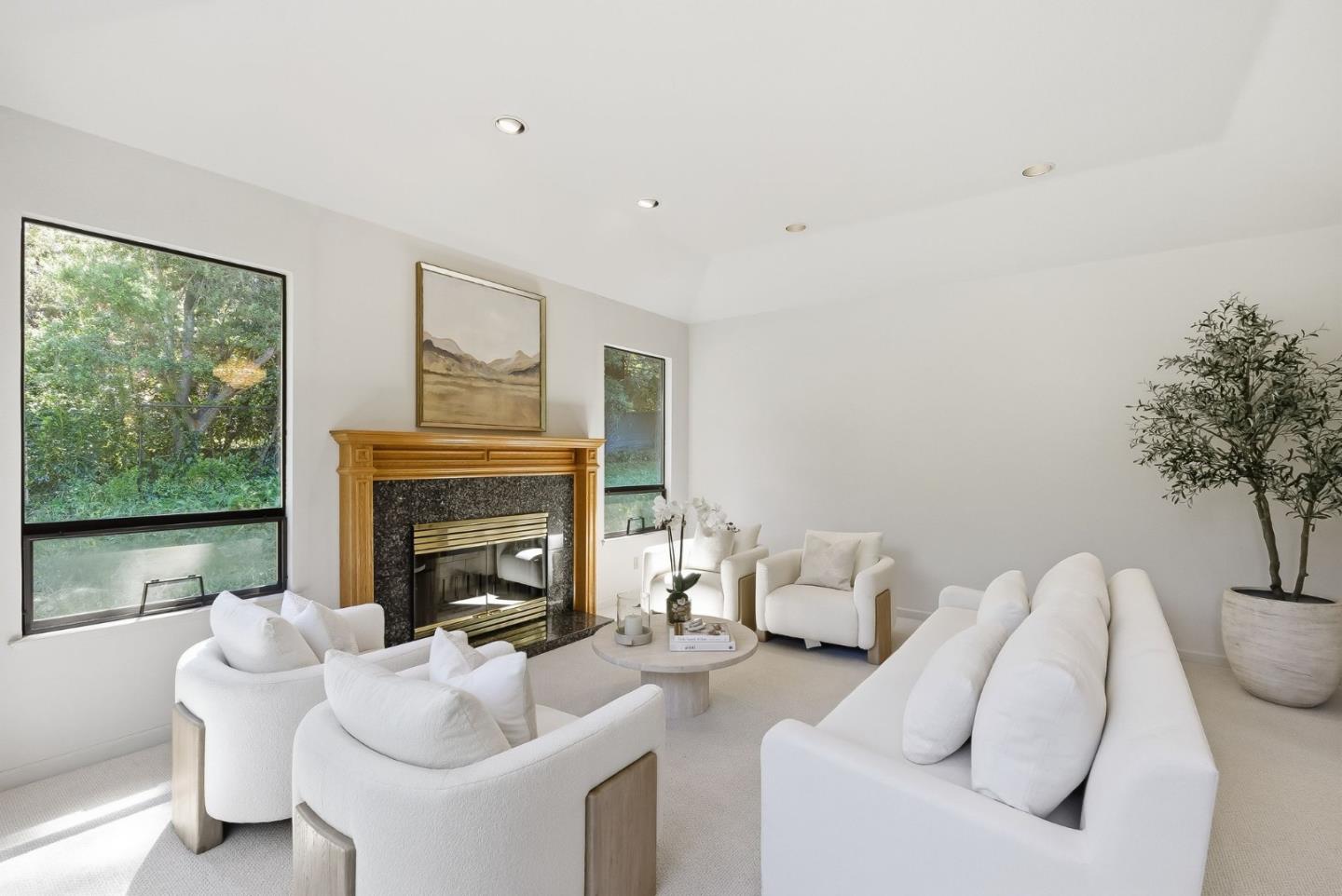 Detail Gallery Image 8 of 63 For 12390 Gigli Ct, Los Altos Hills,  CA 94022 - 5 Beds | 3/1 Baths