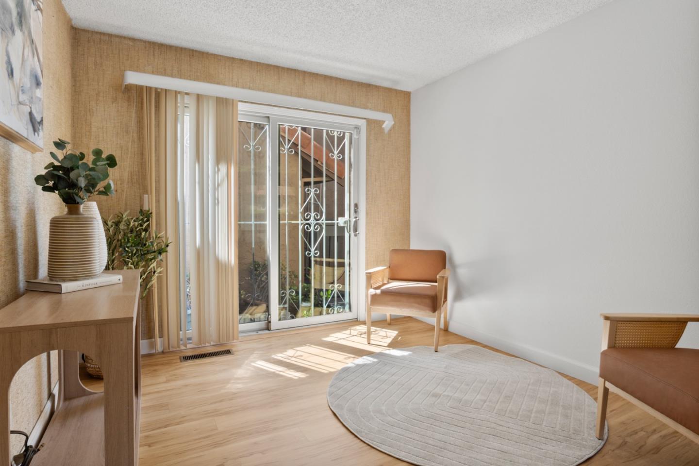 Detail Gallery Image 17 of 24 For 350 Otono Ct, San Jose,  CA 95111 - 3 Beds | 2 Baths