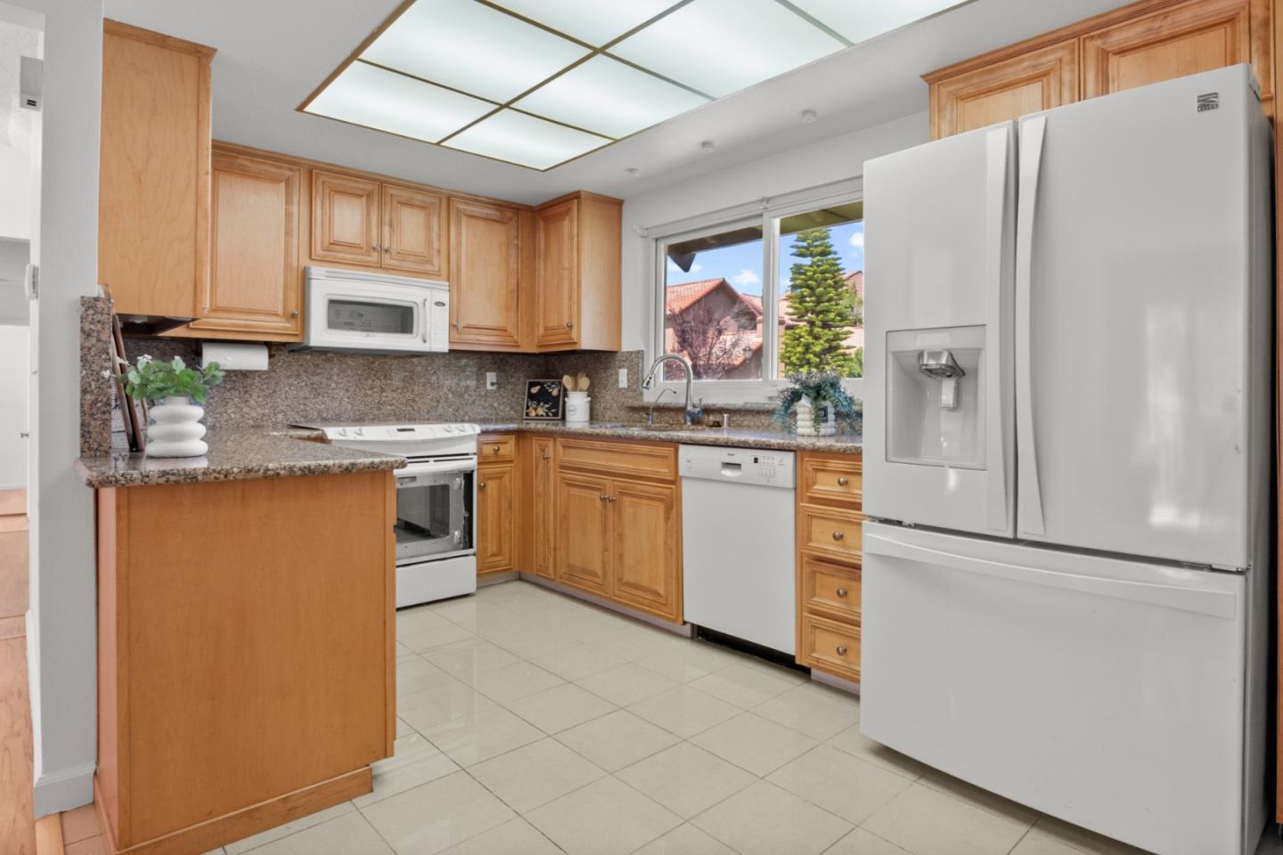 Detail Gallery Image 18 of 24 For 350 Otono Ct, San Jose,  CA 95111 - 3 Beds | 2 Baths