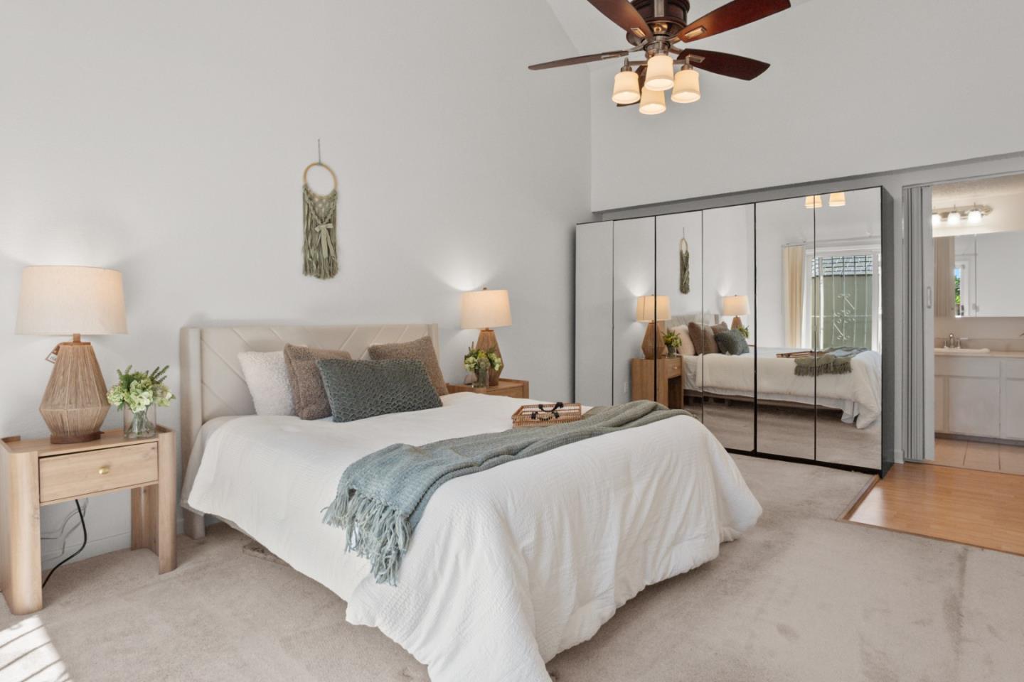 Detail Gallery Image 5 of 24 For 350 Otono Ct, San Jose,  CA 95111 - 3 Beds | 2 Baths