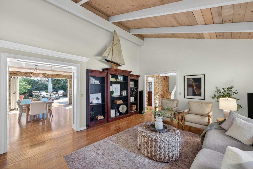 Detail Gallery Image 18 of 61 For 121 Greenbrier Dr, Aptos,  CA 95003 - 4 Beds | 2/1 Baths