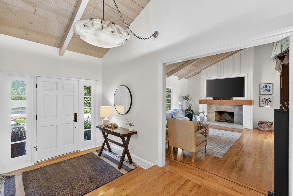 Detail Gallery Image 23 of 61 For 121 Greenbrier Dr, Aptos,  CA 95003 - 4 Beds | 2/1 Baths