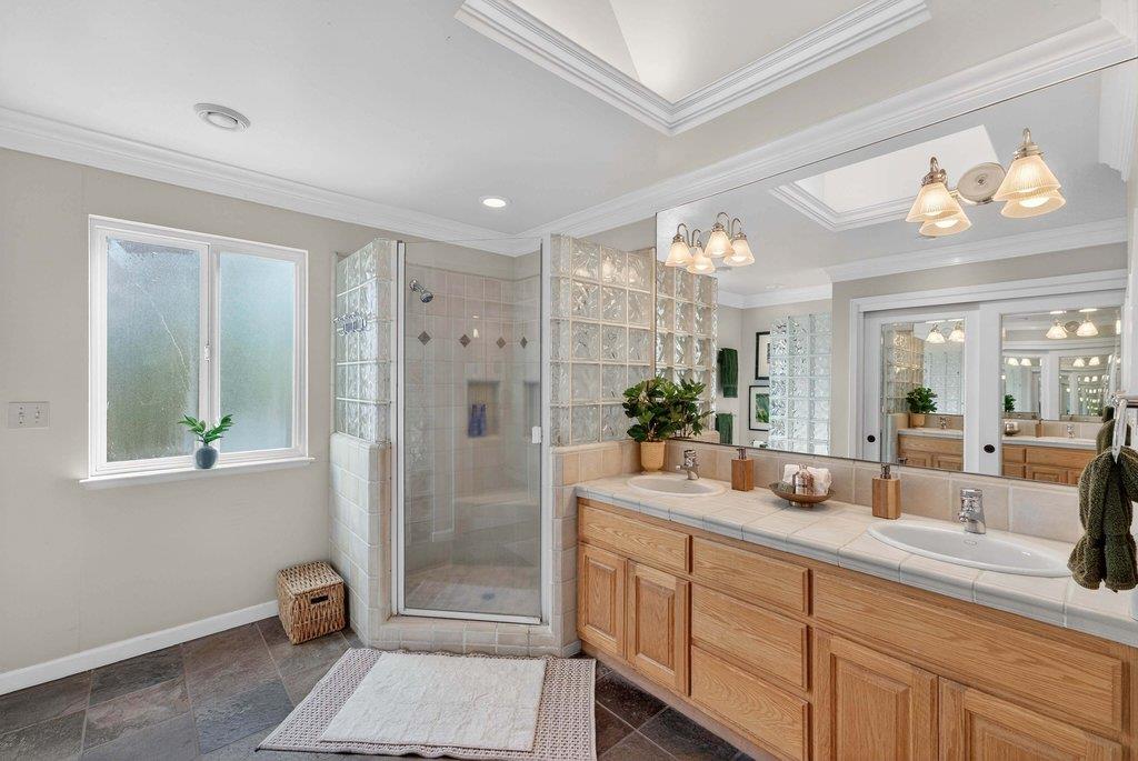 Detail Gallery Image 31 of 61 For 121 Greenbrier Dr, Aptos,  CA 95003 - 4 Beds | 2/1 Baths