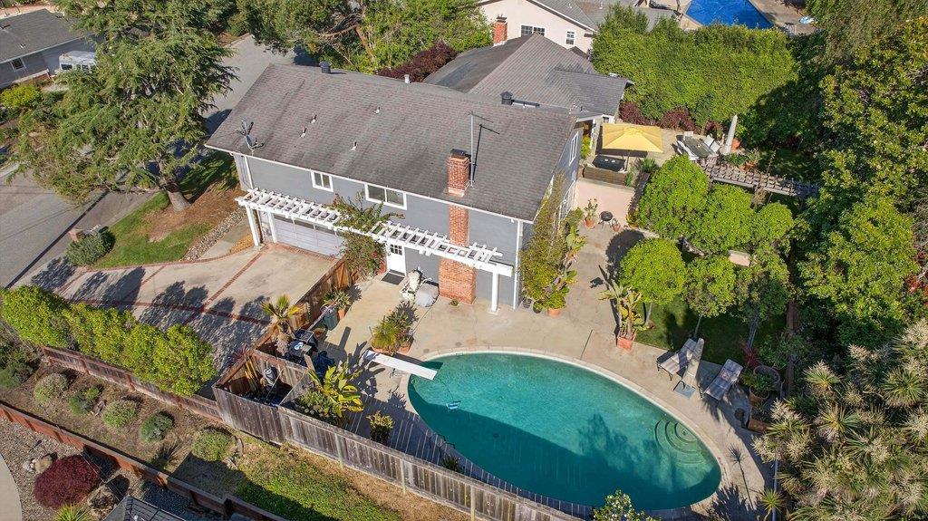 Detail Gallery Image 52 of 61 For 121 Greenbrier Dr, Aptos,  CA 95003 - 4 Beds | 2/1 Baths