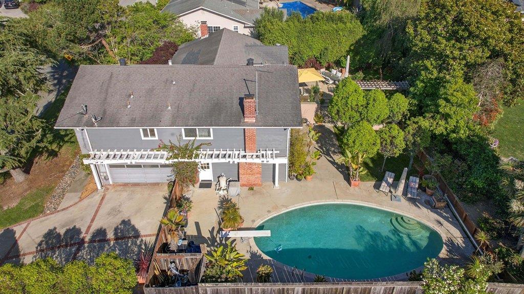 Detail Gallery Image 53 of 61 For 121 Greenbrier Dr, Aptos,  CA 95003 - 4 Beds | 2/1 Baths