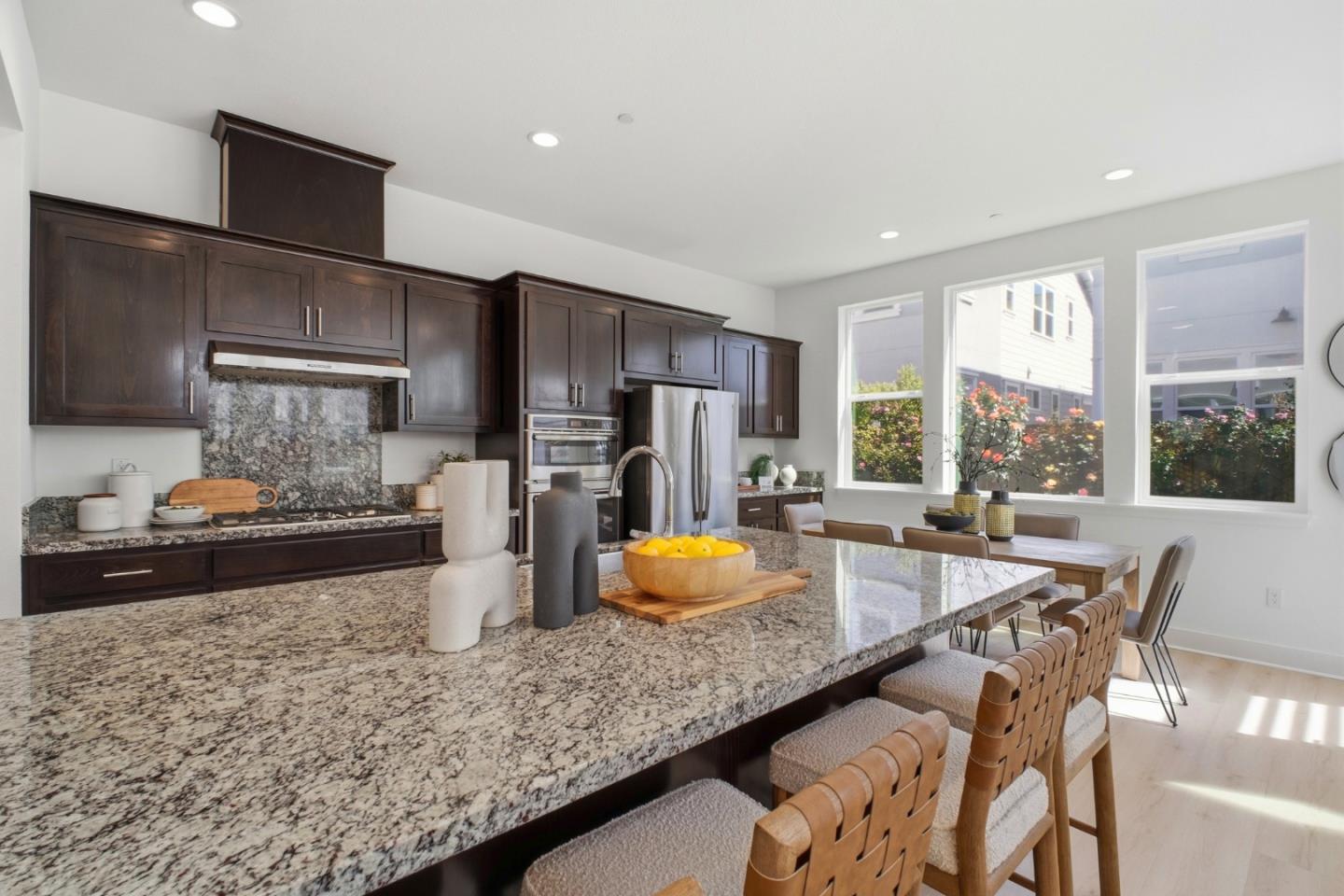 Detail Gallery Image 10 of 47 For 8420 Blue Anchor Way, Newark,  CA 94560 - 4 Beds | 3/1 Baths