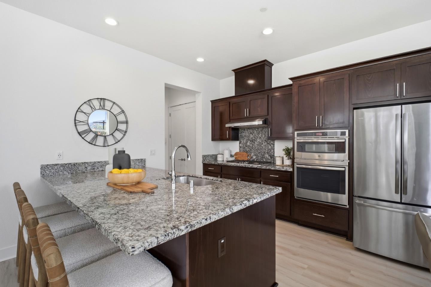 Detail Gallery Image 11 of 47 For 8420 Blue Anchor Way, Newark,  CA 94560 - 4 Beds | 3/1 Baths