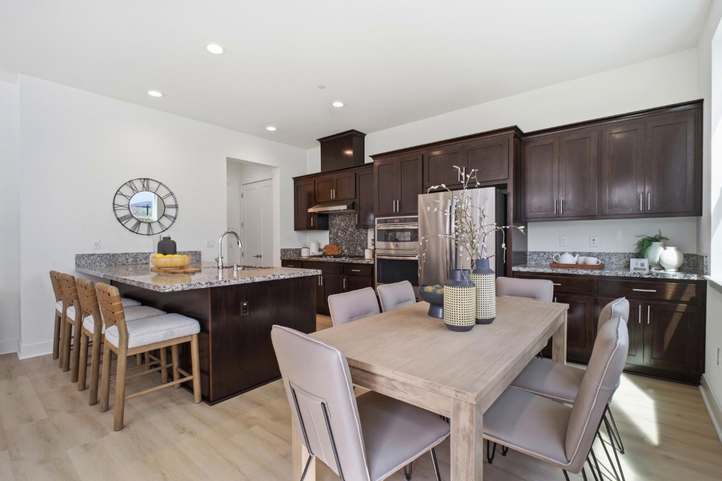 Detail Gallery Image 14 of 47 For 8420 Blue Anchor Way, Newark,  CA 94560 - 4 Beds | 3/1 Baths