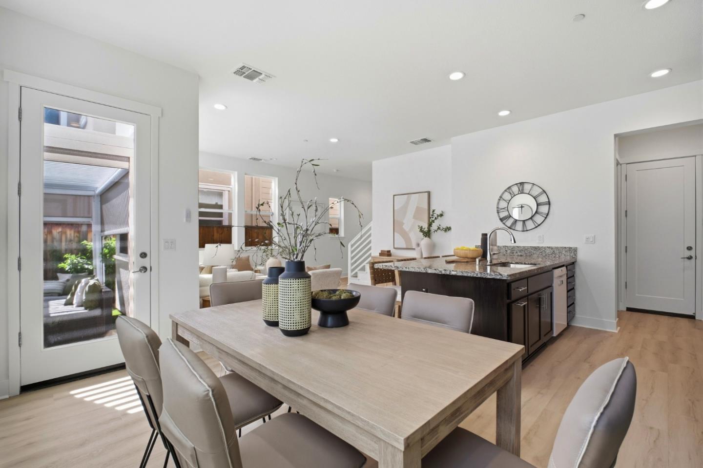 Detail Gallery Image 15 of 47 For 8420 Blue Anchor Way, Newark,  CA 94560 - 4 Beds | 3/1 Baths