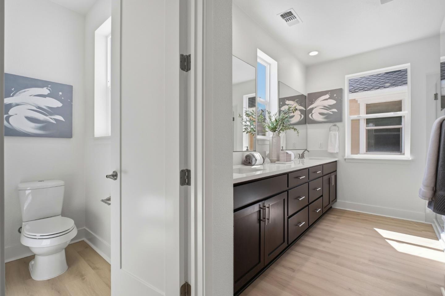 Detail Gallery Image 32 of 47 For 8420 Blue Anchor Way, Newark,  CA 94560 - 4 Beds | 3/1 Baths