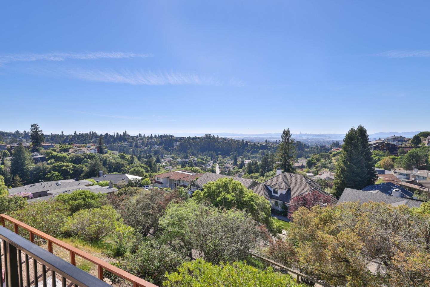 Detail Gallery Image 39 of 42 For 15 Serramar Drive, Oakland,  CA 94611 - 5 Beds | 3/1 Baths