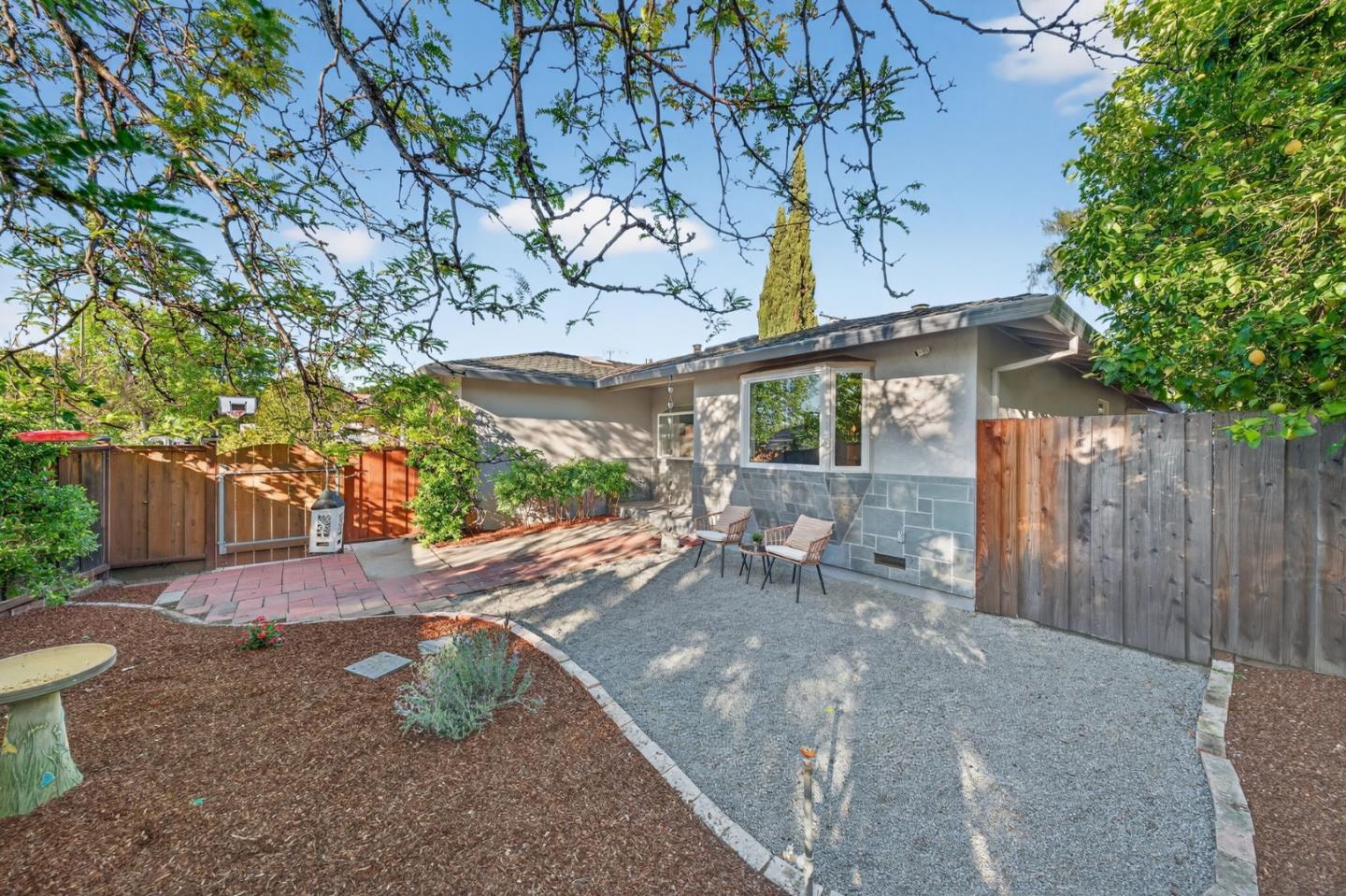 Detail Gallery Image 33 of 37 For 1040 Lancer Dr, San Jose,  CA 95129 - 4 Beds | 2 Baths