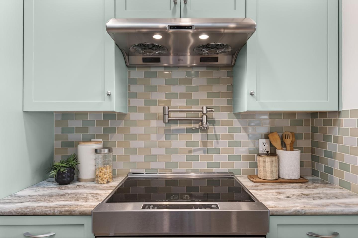 Detail Gallery Image 8 of 37 For 1040 Lancer Dr, San Jose,  CA 95129 - 4 Beds | 2 Baths