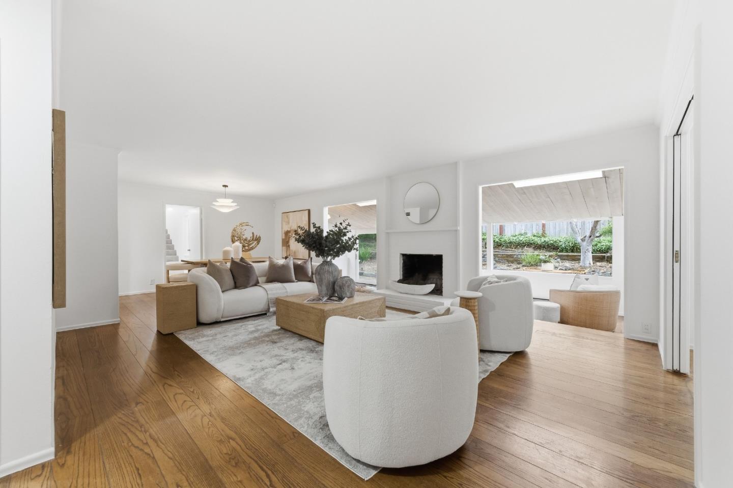 Detail Gallery Image 11 of 47 For 111 Lucero Way, Portola Valley,  CA 94028 - 4 Beds | 3 Baths