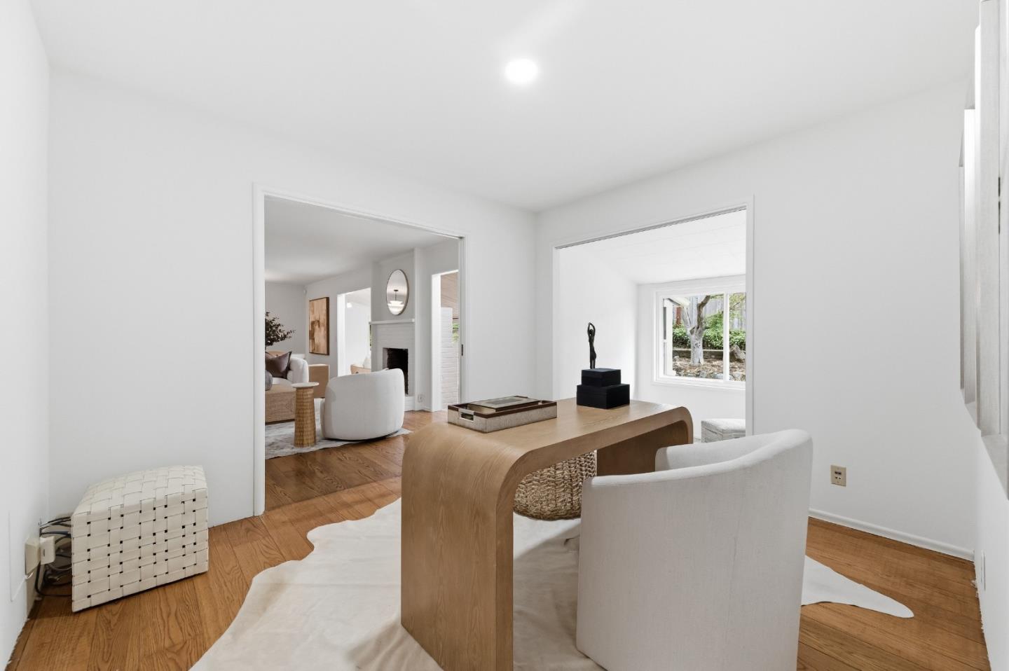 Detail Gallery Image 18 of 47 For 111 Lucero Way, Portola Valley,  CA 94028 - 4 Beds | 3 Baths