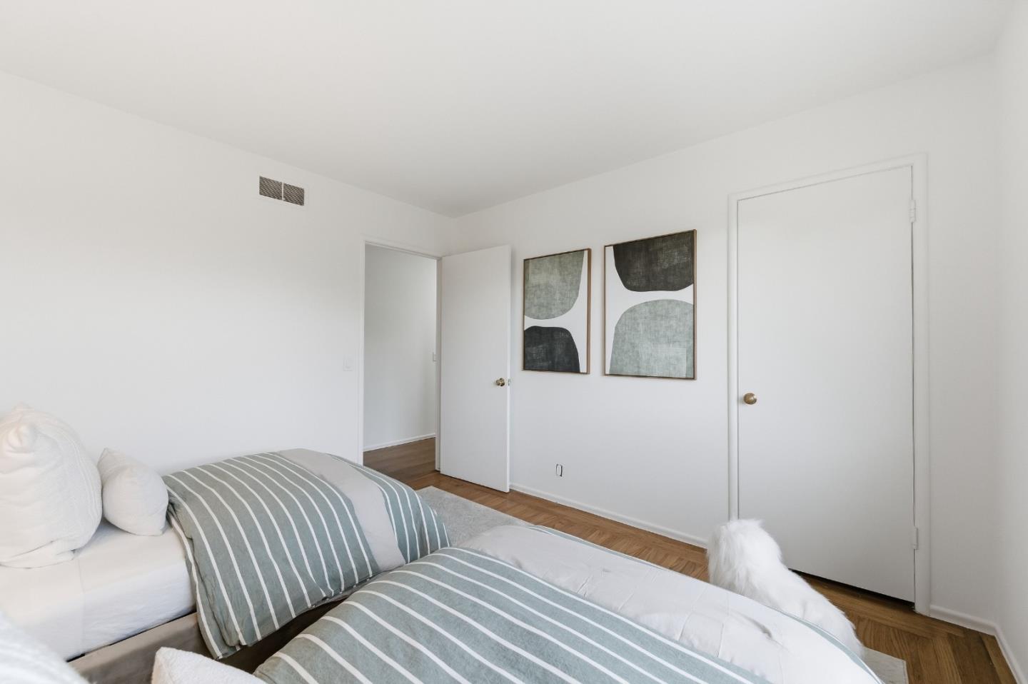 Detail Gallery Image 21 of 47 For 111 Lucero Way, Portola Valley,  CA 94028 - 4 Beds | 3 Baths