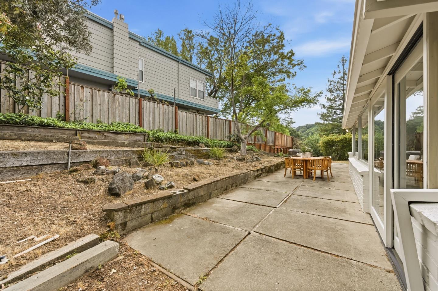 Detail Gallery Image 42 of 47 For 111 Lucero Way, Portola Valley,  CA 94028 - 4 Beds | 3 Baths