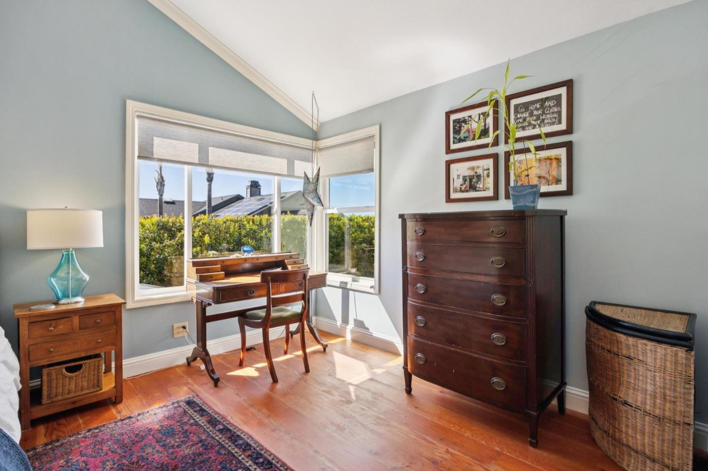 Detail Gallery Image 26 of 44 For 123 Presidio Ave, Half Moon Bay,  CA 94019 - 4 Beds | 3 Baths