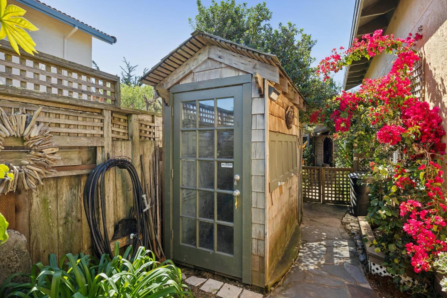 Detail Gallery Image 43 of 44 For 123 Presidio Ave, Half Moon Bay,  CA 94019 - 4 Beds | 3 Baths