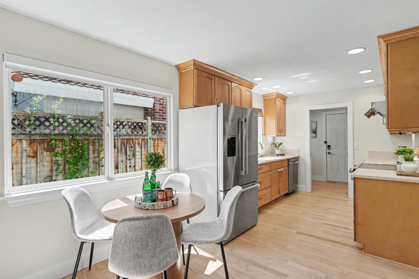 HENDERSON AVE, SUNNYVALE, CA 94086  Photo 16