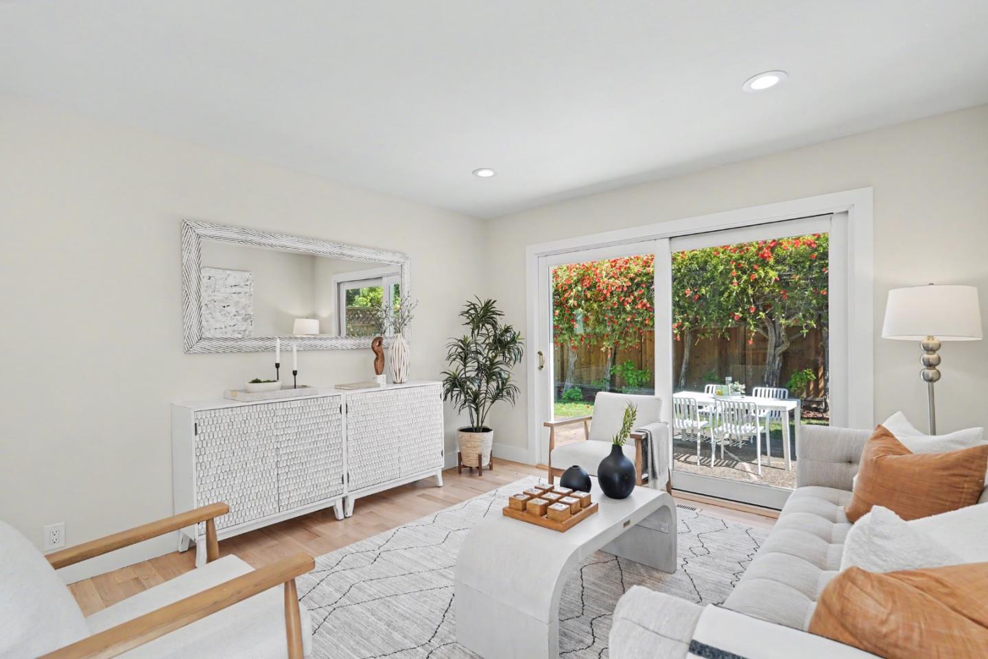 Detail Gallery Image 34 of 68 For Henderson Ave, Sunnyvale,  CA 94086 - 3 Beds | 2 Baths