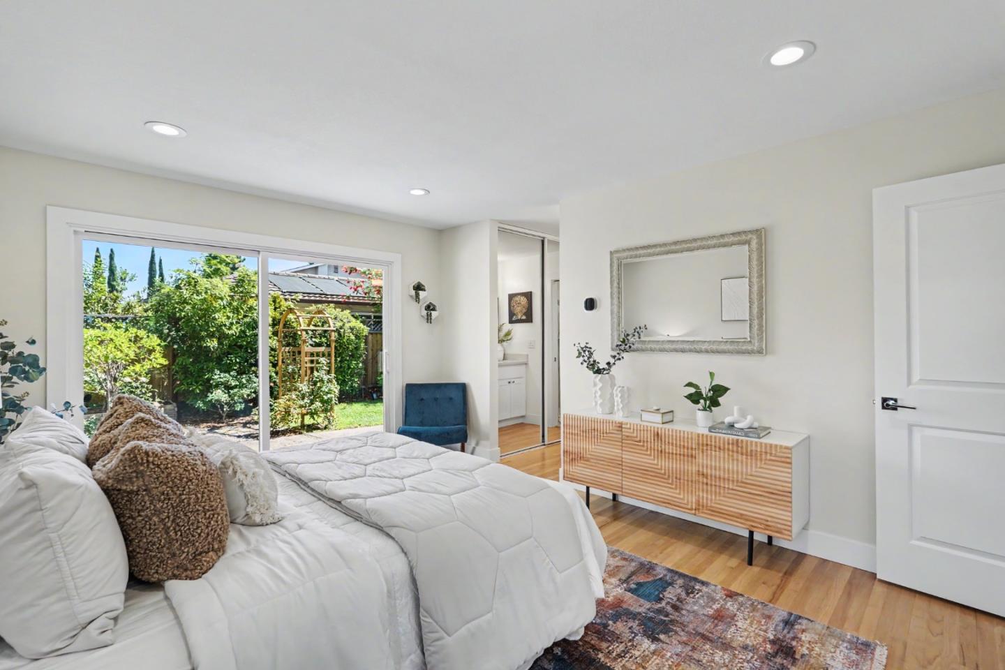 Detail Gallery Image 36 of 68 For Henderson Ave, Sunnyvale,  CA 94086 - 3 Beds | 2 Baths