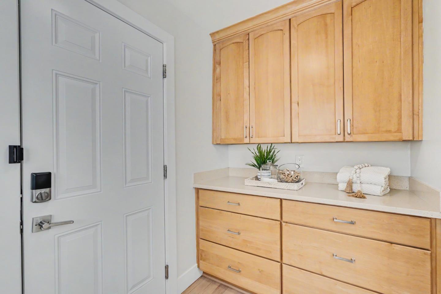 Detail Gallery Image 56 of 68 For Henderson Ave, Sunnyvale,  CA 94086 - 3 Beds | 2 Baths