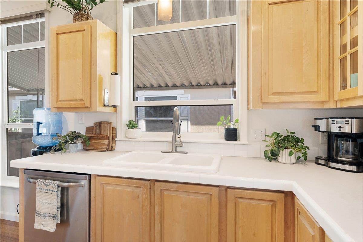 Detail Gallery Image 19 of 56 For 1190 7th Ave #3,  Santa Cruz,  CA 95062 - 3 Beds | 2 Baths