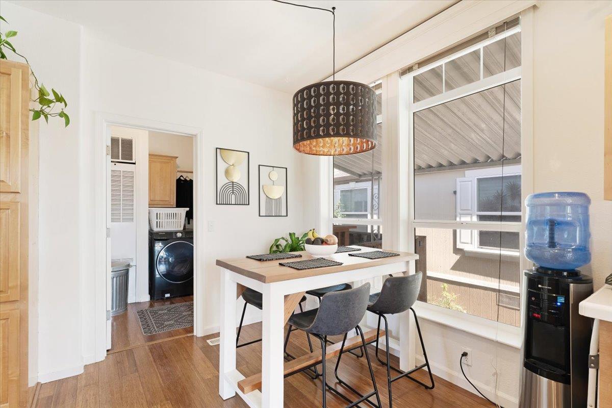 Detail Gallery Image 20 of 56 For 1190 7th Ave #3,  Santa Cruz,  CA 95062 - 3 Beds | 2 Baths