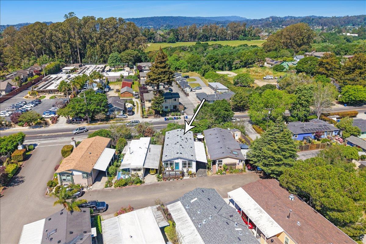 Detail Gallery Image 46 of 56 For 1190 7th Ave #3,  Santa Cruz,  CA 95062 - 3 Beds | 2 Baths