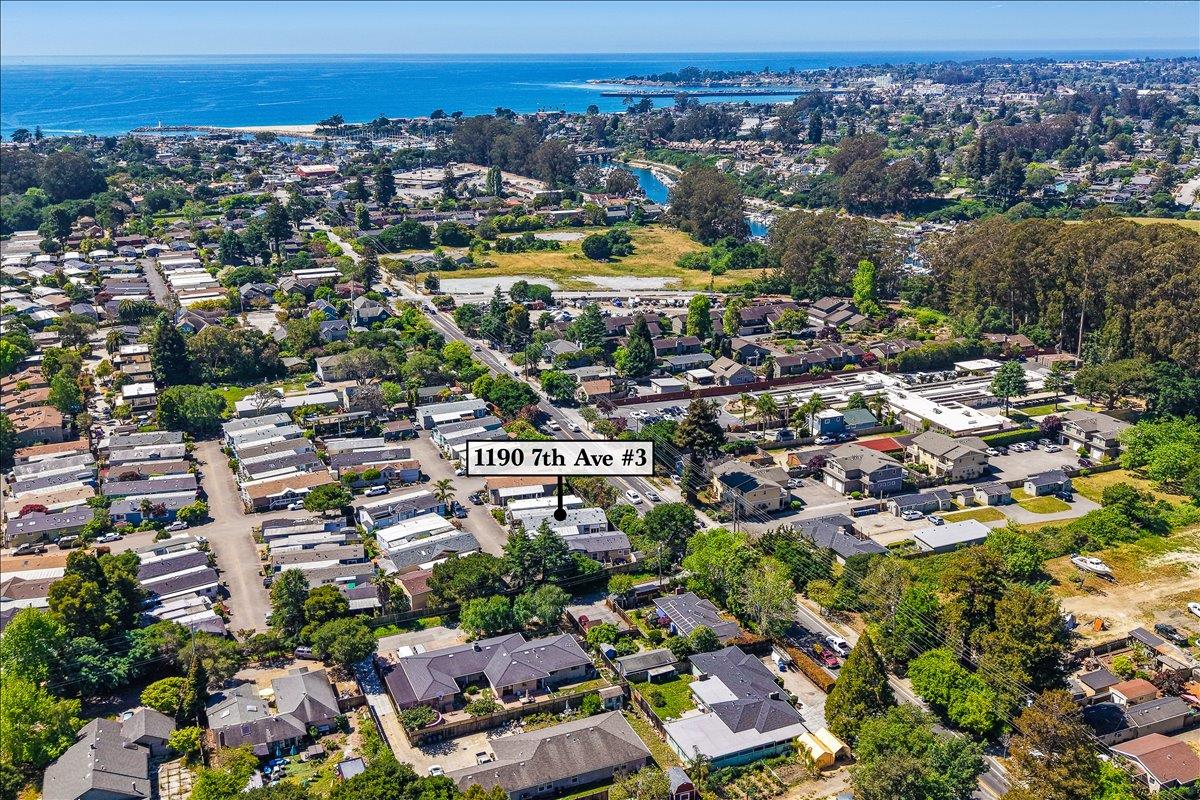 Detail Gallery Image 47 of 56 For 1190 7th Ave #3,  Santa Cruz,  CA 95062 - 3 Beds | 2 Baths