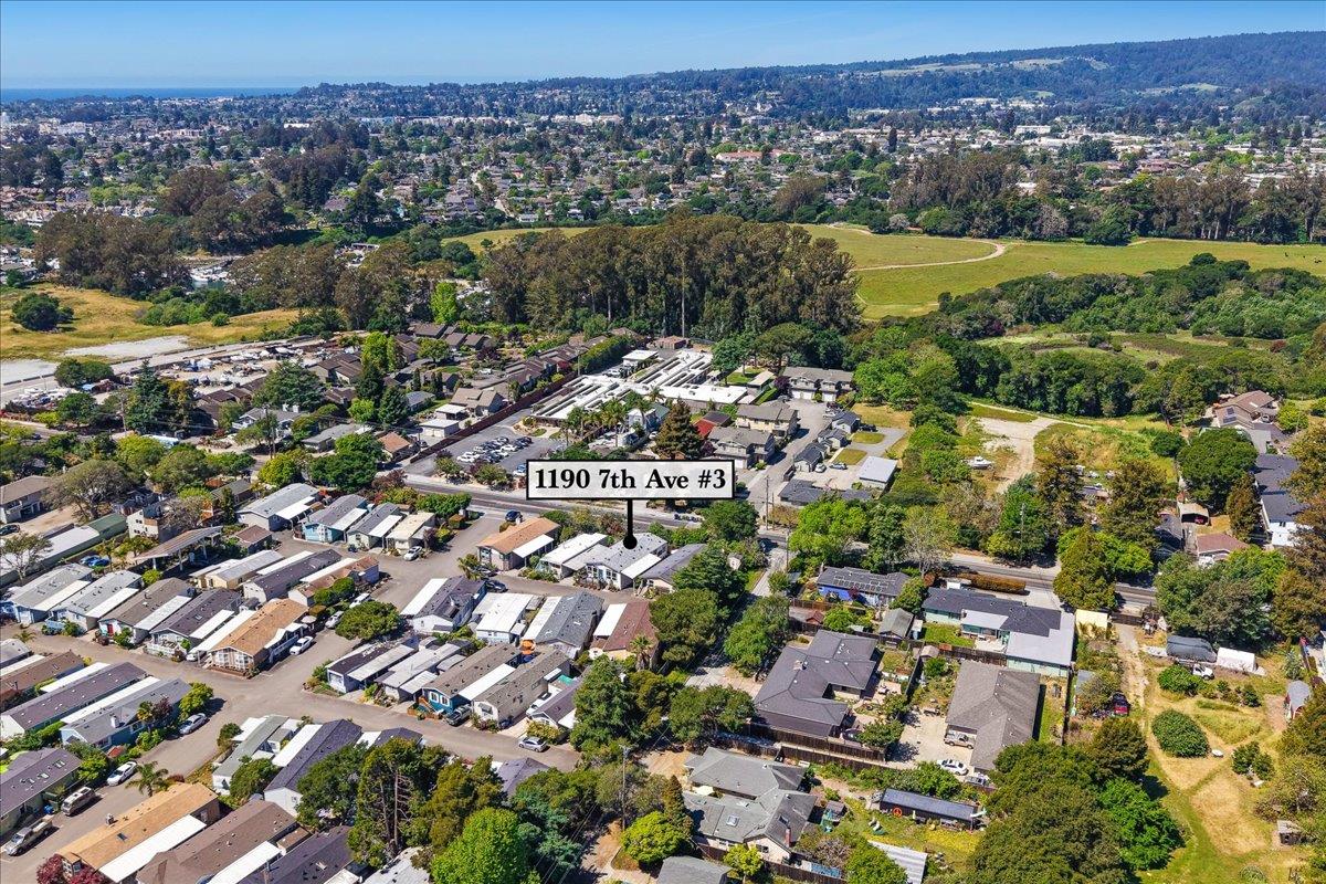 Detail Gallery Image 48 of 56 For 1190 7th Ave #3,  Santa Cruz,  CA 95062 - 3 Beds | 2 Baths