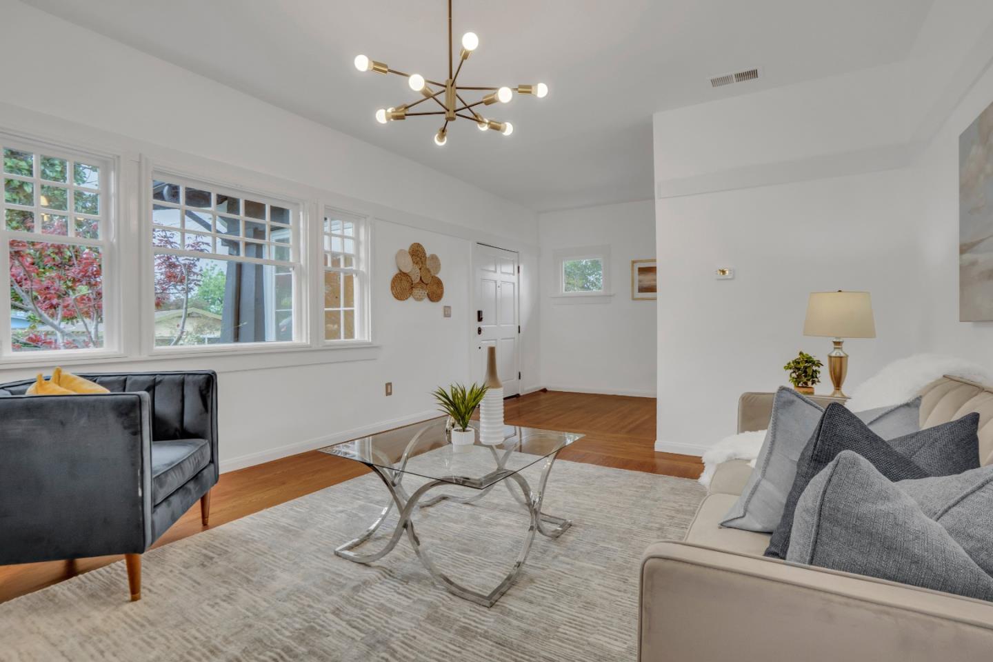 Detail Gallery Image 9 of 24 For 4618 Walnut St, Oakland,  CA 94619 - 3 Beds | 2 Baths
