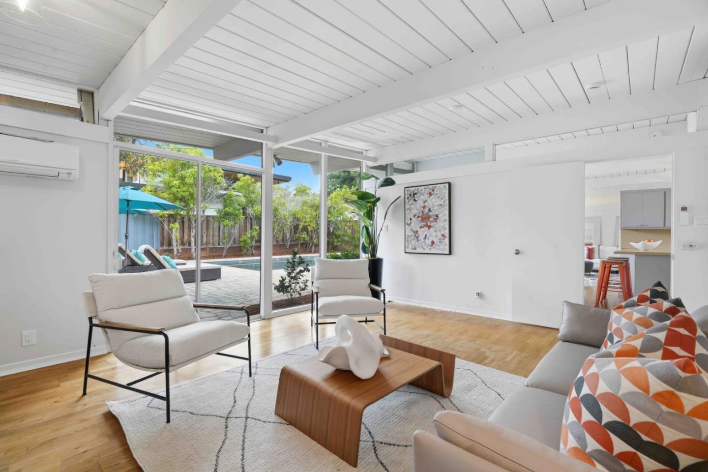 Detail Gallery Image 13 of 26 For 226 Ely Pl, Palo Alto,  CA 94306 - 3 Beds | 2 Baths